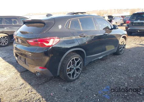 2018 BMW X2 xDrive28I z USA, uszkodzony, nr VIN WBXYJ5C38JEF81700